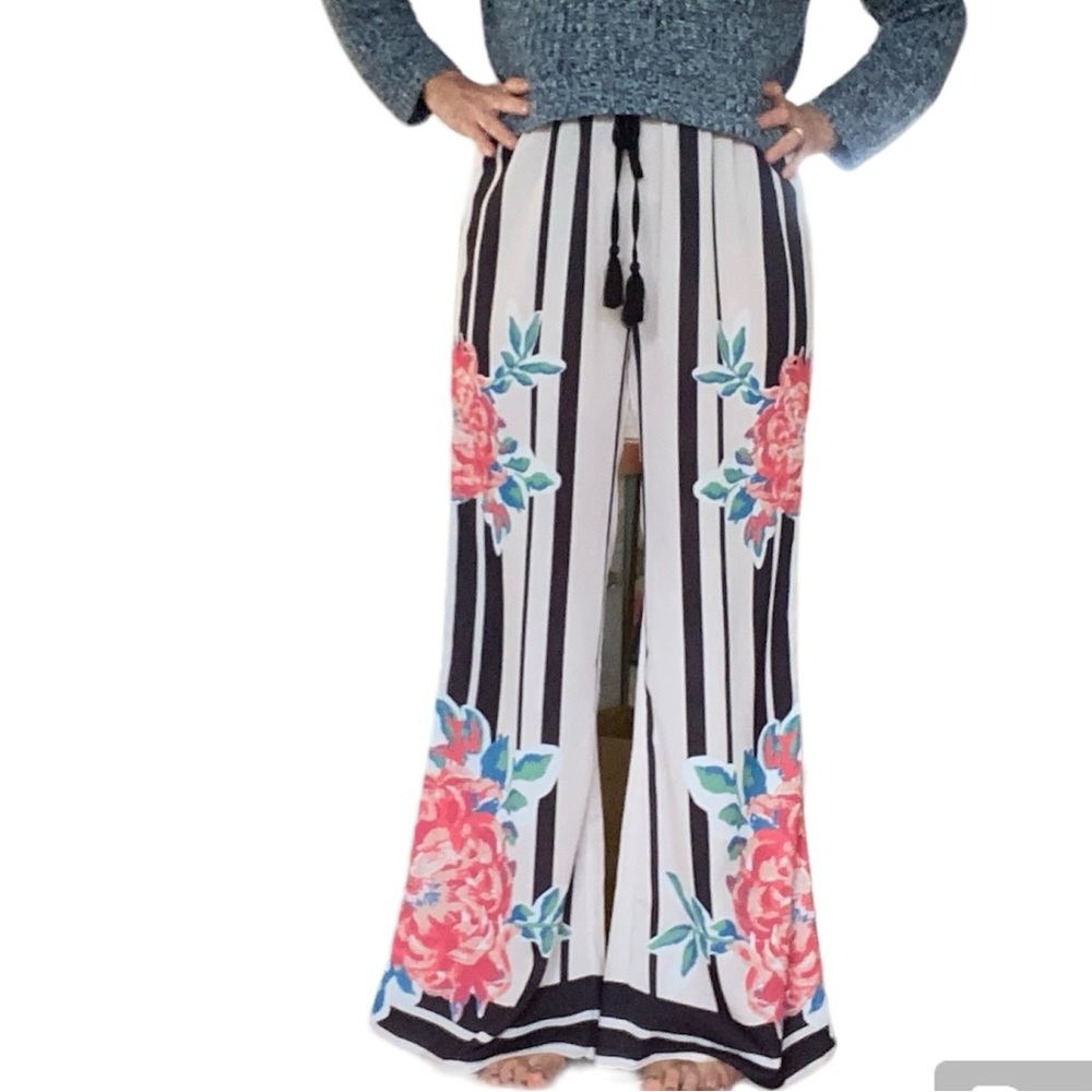 Flying Tomato Palazzo Pants
